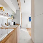 Apartment 65suite Mediteran Sea View & Underground Garage Parking