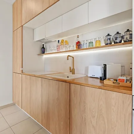 65 Sea View & Underground Garage Parking