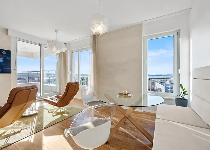 65Suite Sibenik Mediterran Apartment Sea View & Underground Garage Parking Šibenik