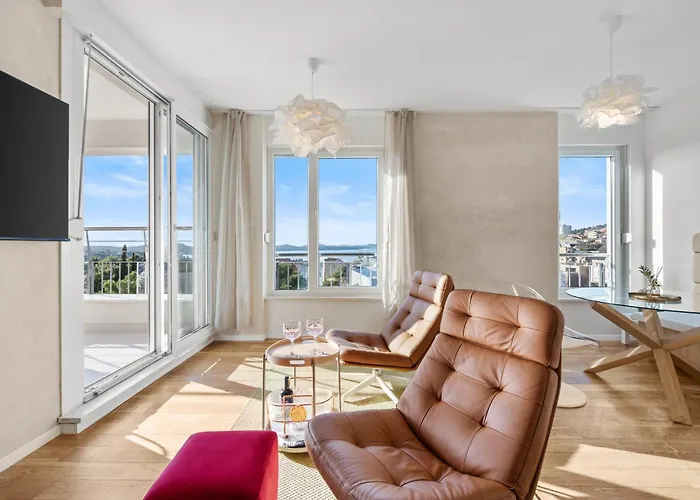 65suite Mediterran Sea View&underground Garage Parking Apartment