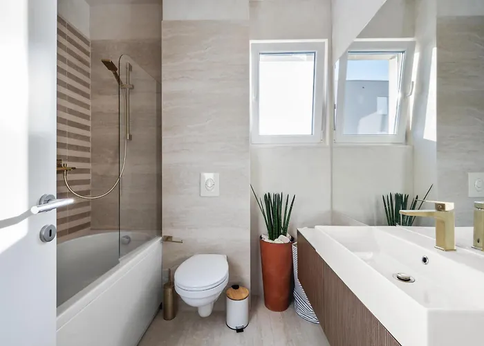 65Suite Sibenik Mediterran Apartment Sea View & Underground Garage Parking *